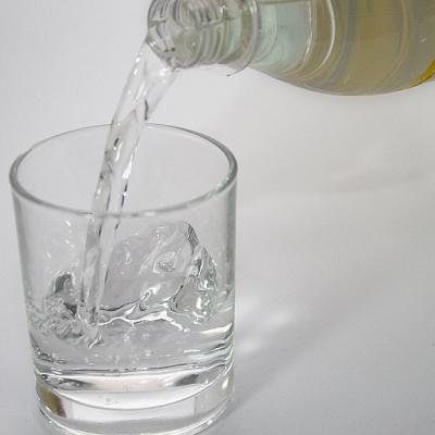 Wasserglas 01